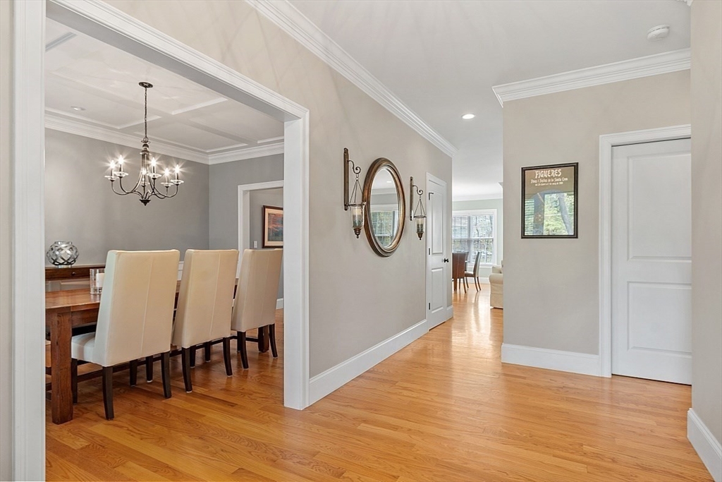 42 Ridgeway Road Concord, MA 01742 - Photo 7 of 36 Gallery Image 7