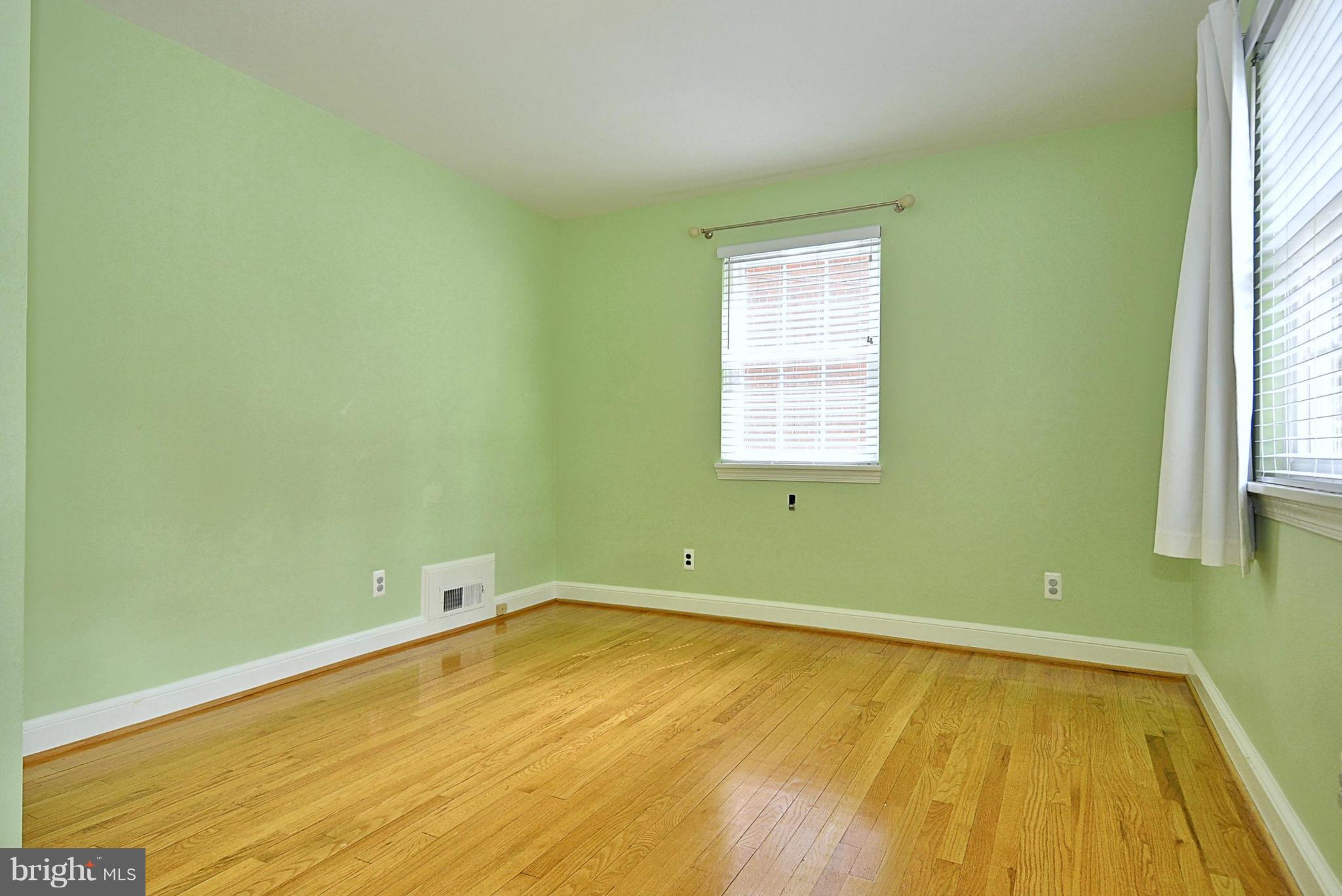 3307 Edgewood Road Kensington, MD 20895 - Photo 14 of 30 Bedroom