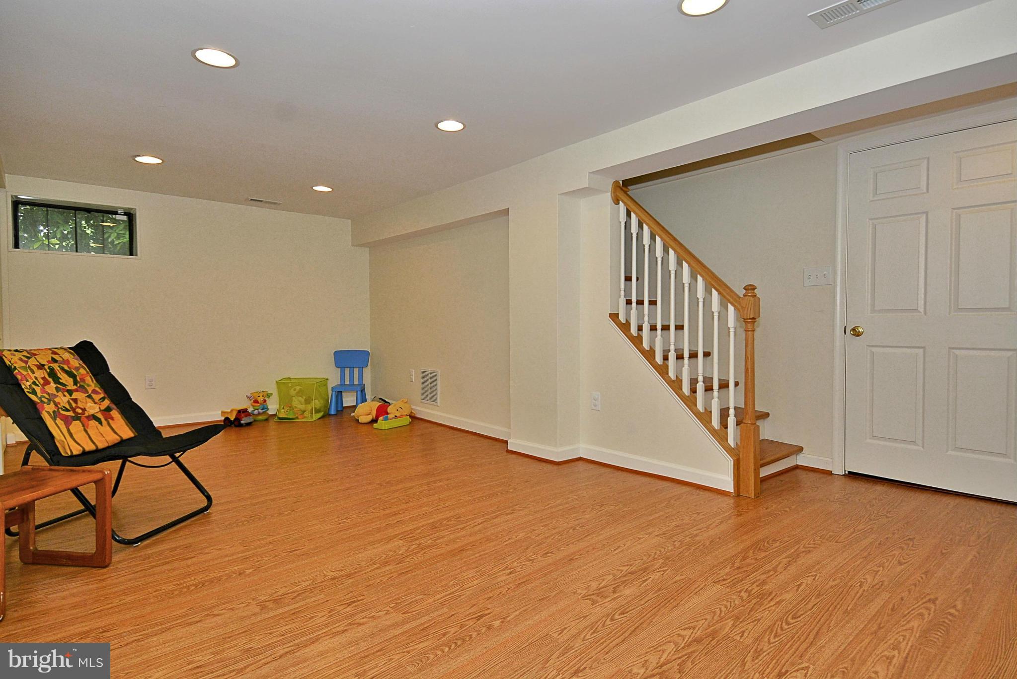 3307 Edgewood Road Kensington, MD 20895 - Photo 16 of 30 Family Room
