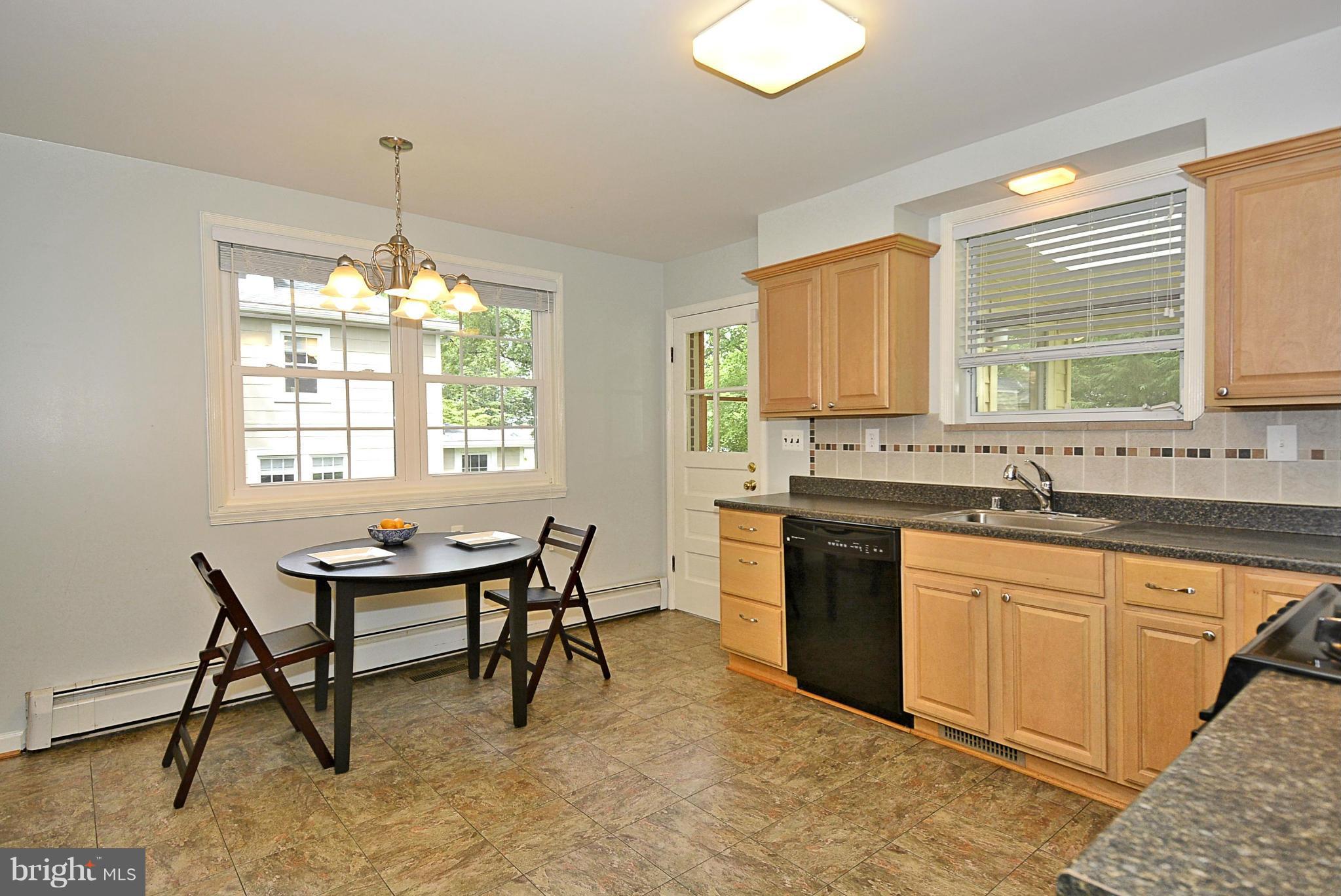 3307 Edgewood Road Kensington, MD 20895 - Photo 8 of 30 Kitchen