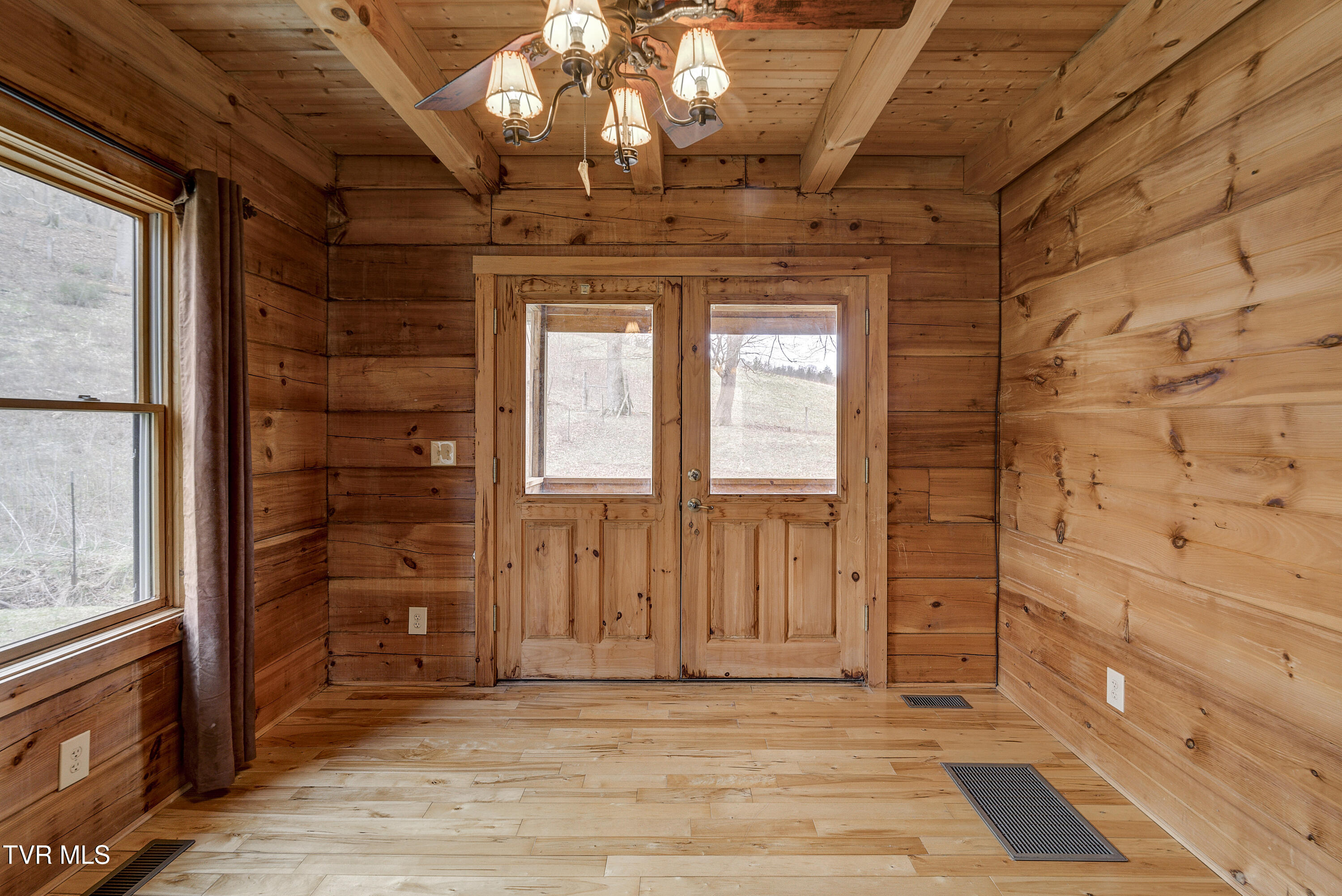 522 Deer Haven Road Unicoi, TN 37692 - Photo 16 of 51 DeerHaven-3