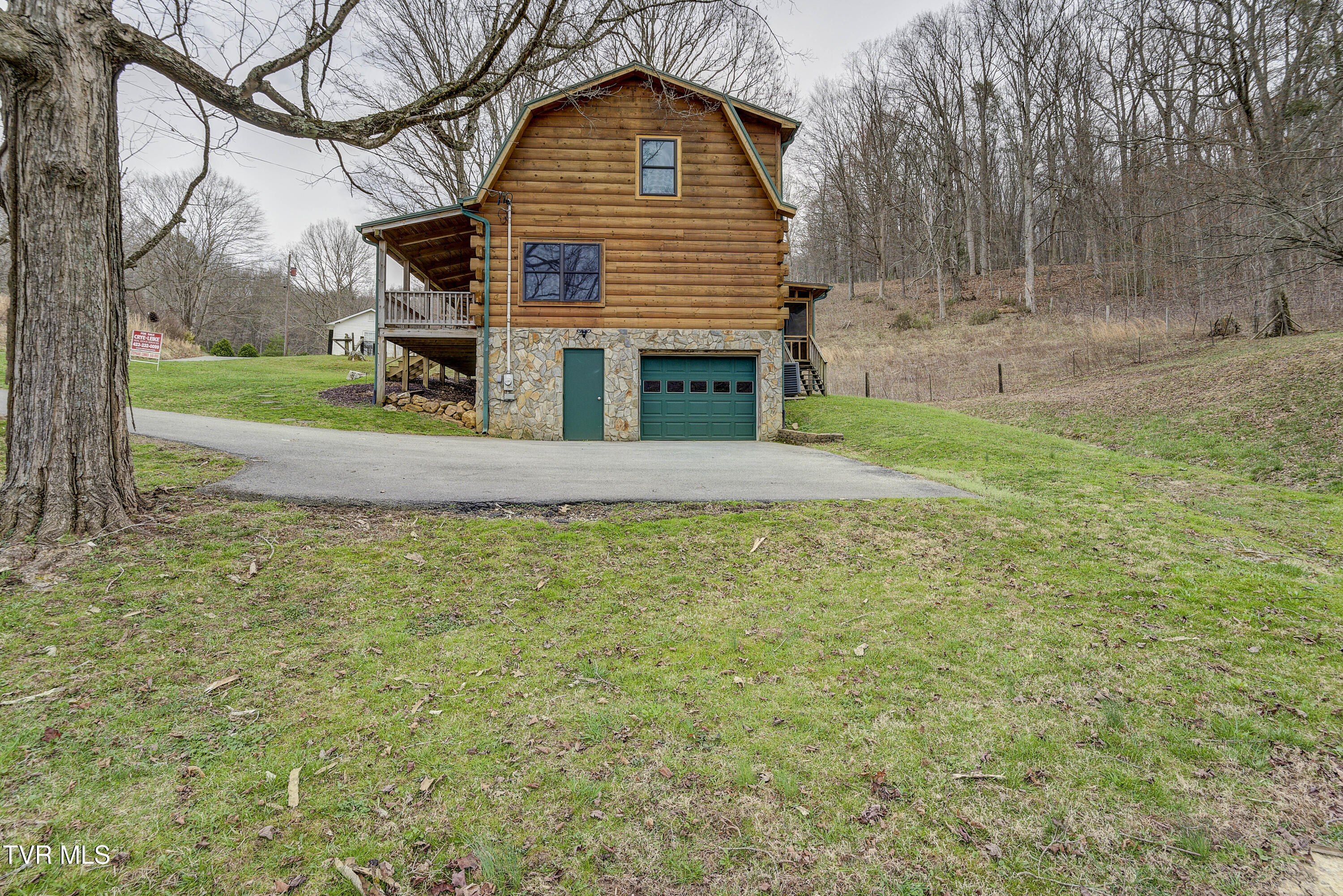 522 Deer Haven Road Unicoi, TN 37692 - Photo 9 of 51 DeerHaven-43