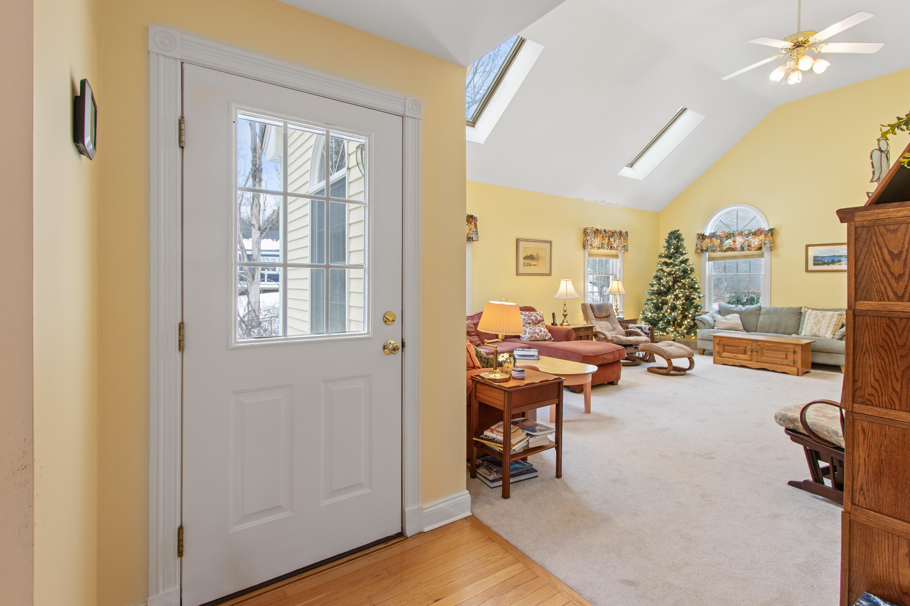 51 Old Field Road Yarmouth, ME 04096 - Photo 13 of 57 20251217DM-71023