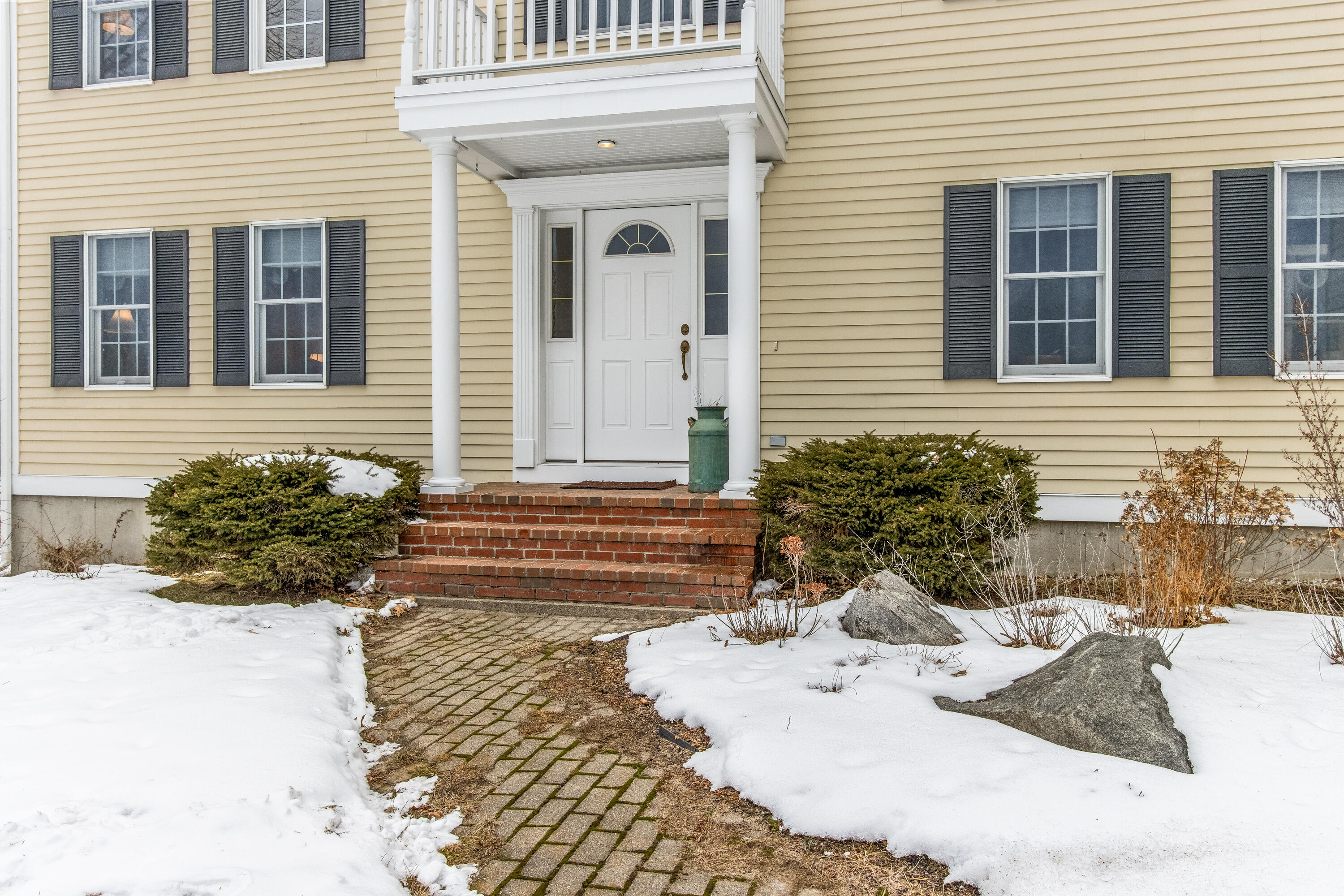 51 Old Field Road Yarmouth, ME 04096 - Photo 4 of 57 20251217DM-71007