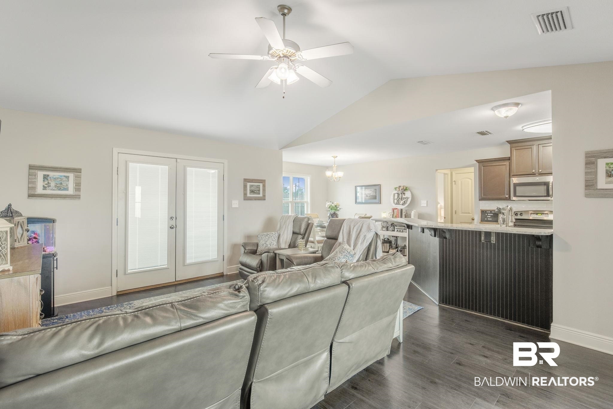 15648 Medway Court Foley, AL 36535 - Photo 5 of 35 Vaulted Ceiling