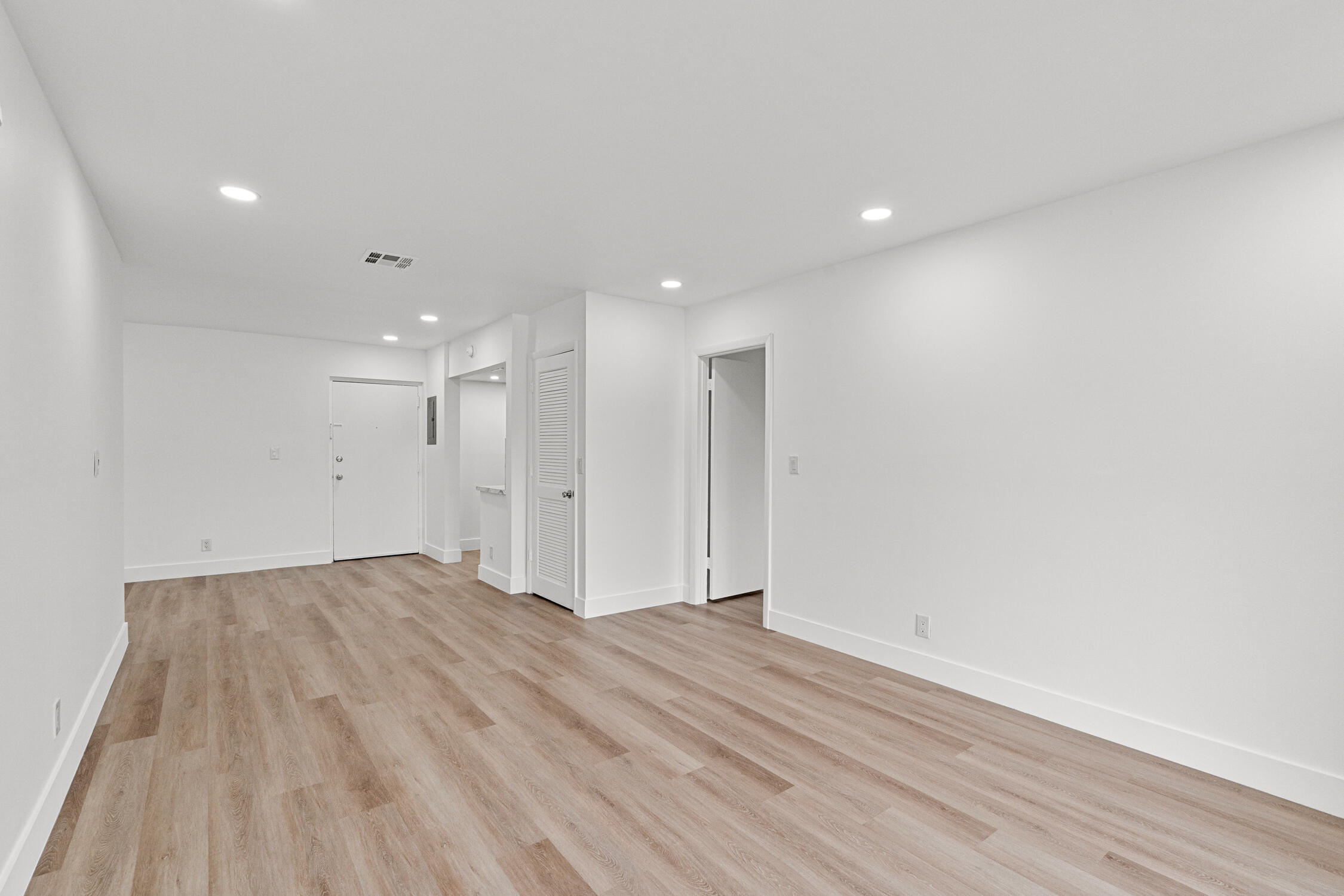 490 Northwest 20th Street, Unit 3060 Boca Raton, FL 33431 - Photo 17 of 21 DSC07983