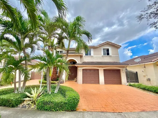 $4,700 | 13851 Southwest 38th Lane, Miami, FL 33175
