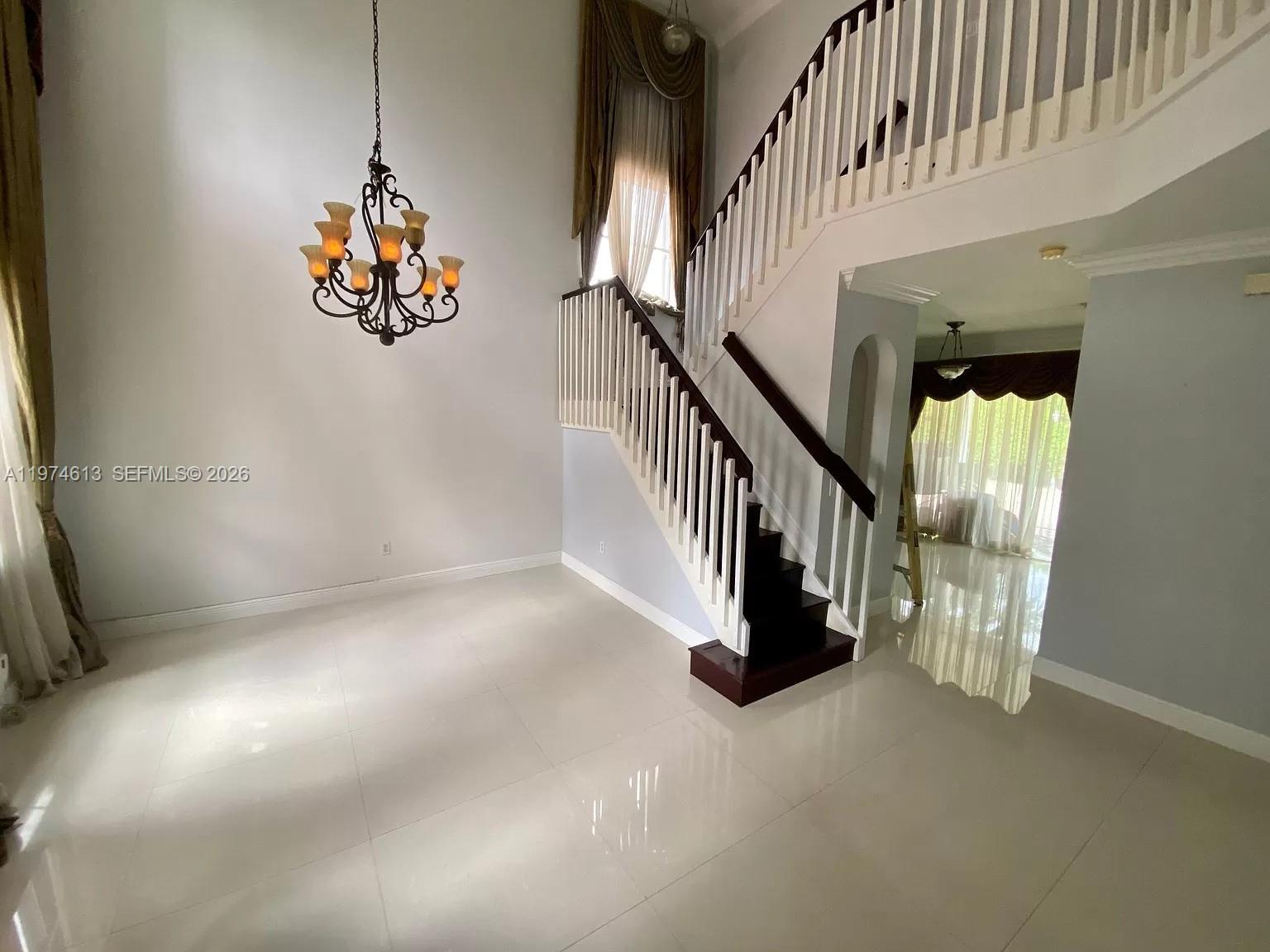 13851 Southwest 38th Lane Miami, FL 33175 - Photo 4 of 15