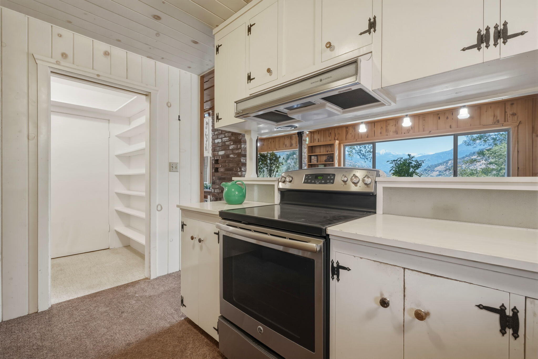 41855 North Fork Drive Three Rivers, CA 93271 - Photo 25 of 72 -