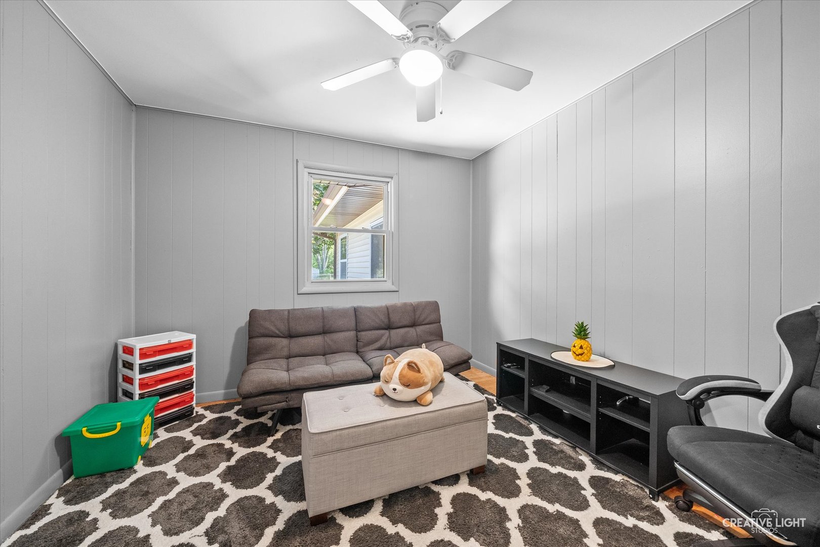 92 Neil Road Sugar Grove, IL 60554 - Photo 13 of 34 a living room with furniture and a window