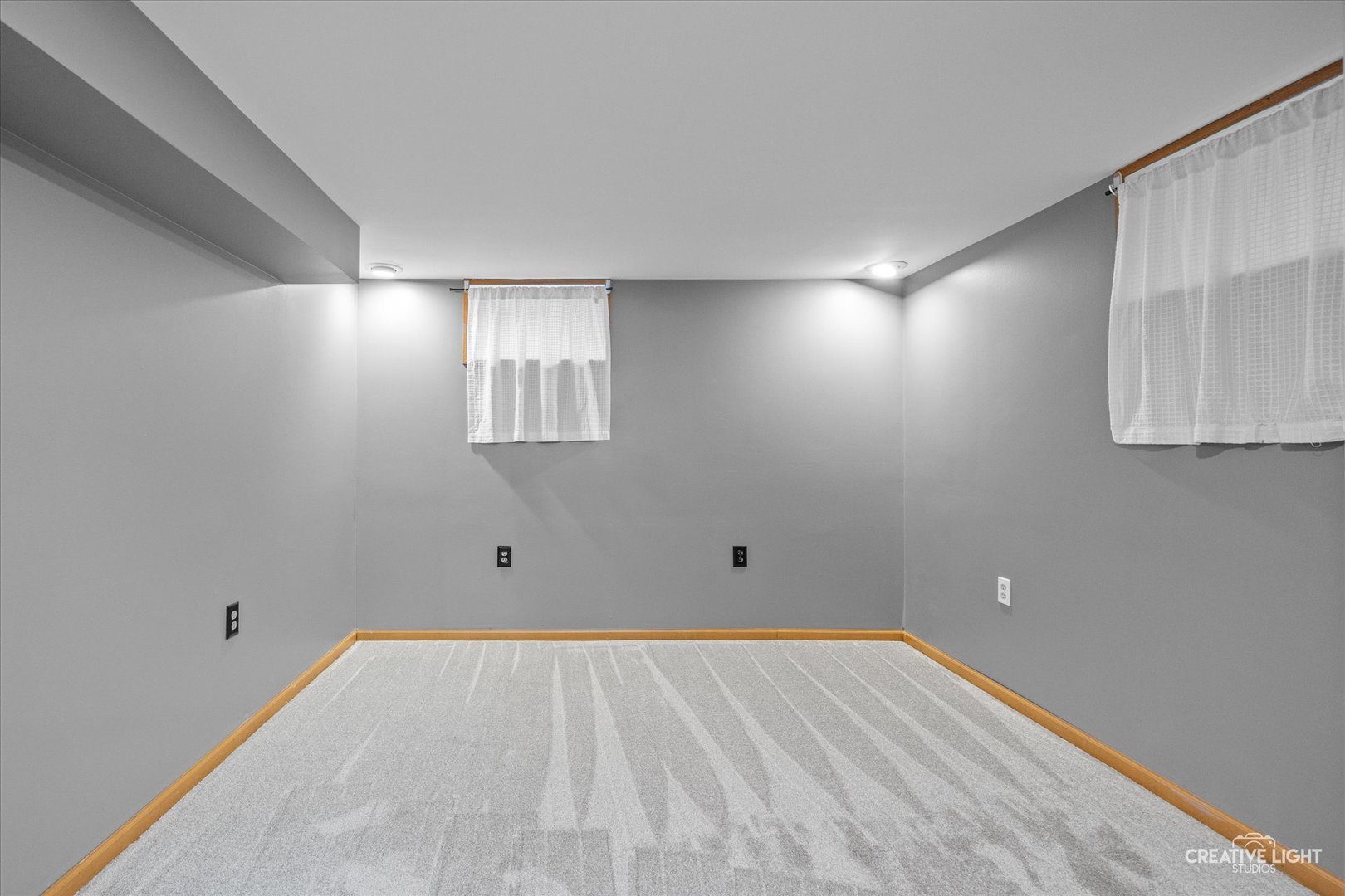 92 Neil Road Sugar Grove, IL 60554 - Photo 23 of 34 a view of empty room with wooden floor and fan