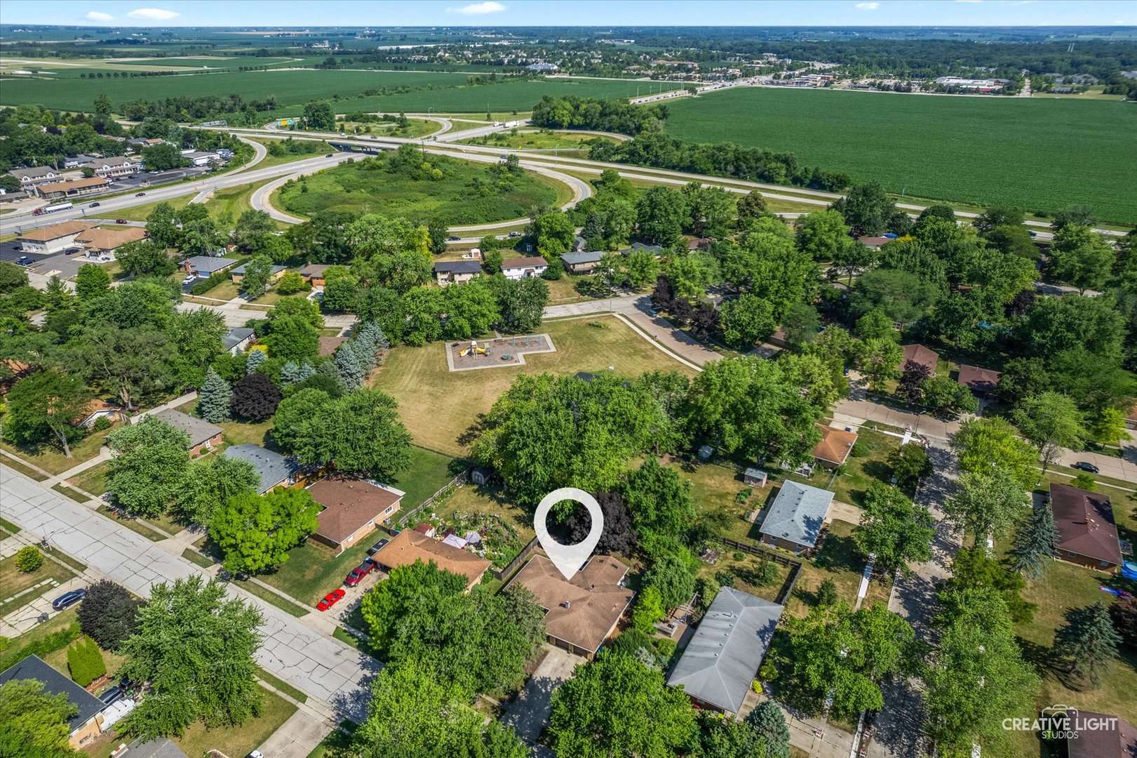 92 Neil Road Sugar Grove, IL 60554 - Photo 31 of 34 an aerial view of a house with a yard