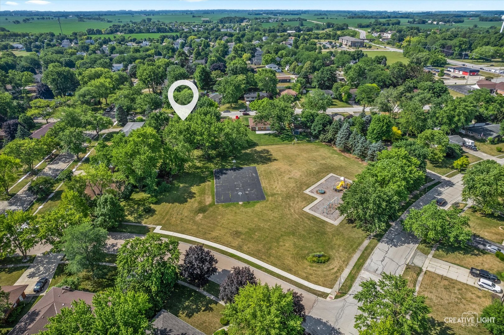 92 Neil Road Sugar Grove, IL 60554 - Photo 33 of 34 an aerial view of a house with a yard