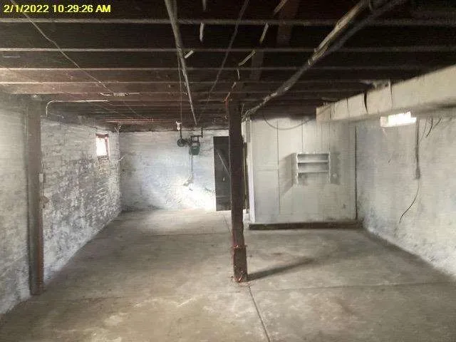 a view of empty room