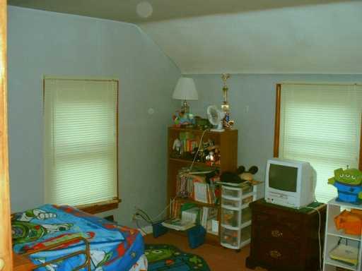 1040 McCoy Road McKees Rocks, PA 15136 - Photo 5 of 6