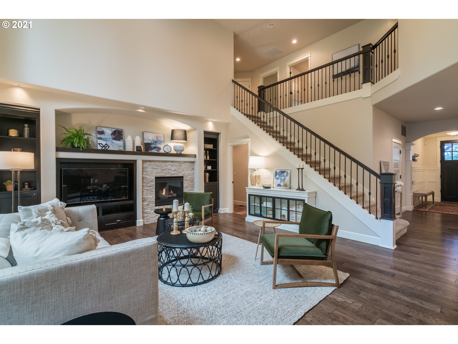 17912 Kelok Road Lake Oswego, OR 97034 - Photo 12 of 32 Gallery Image 12