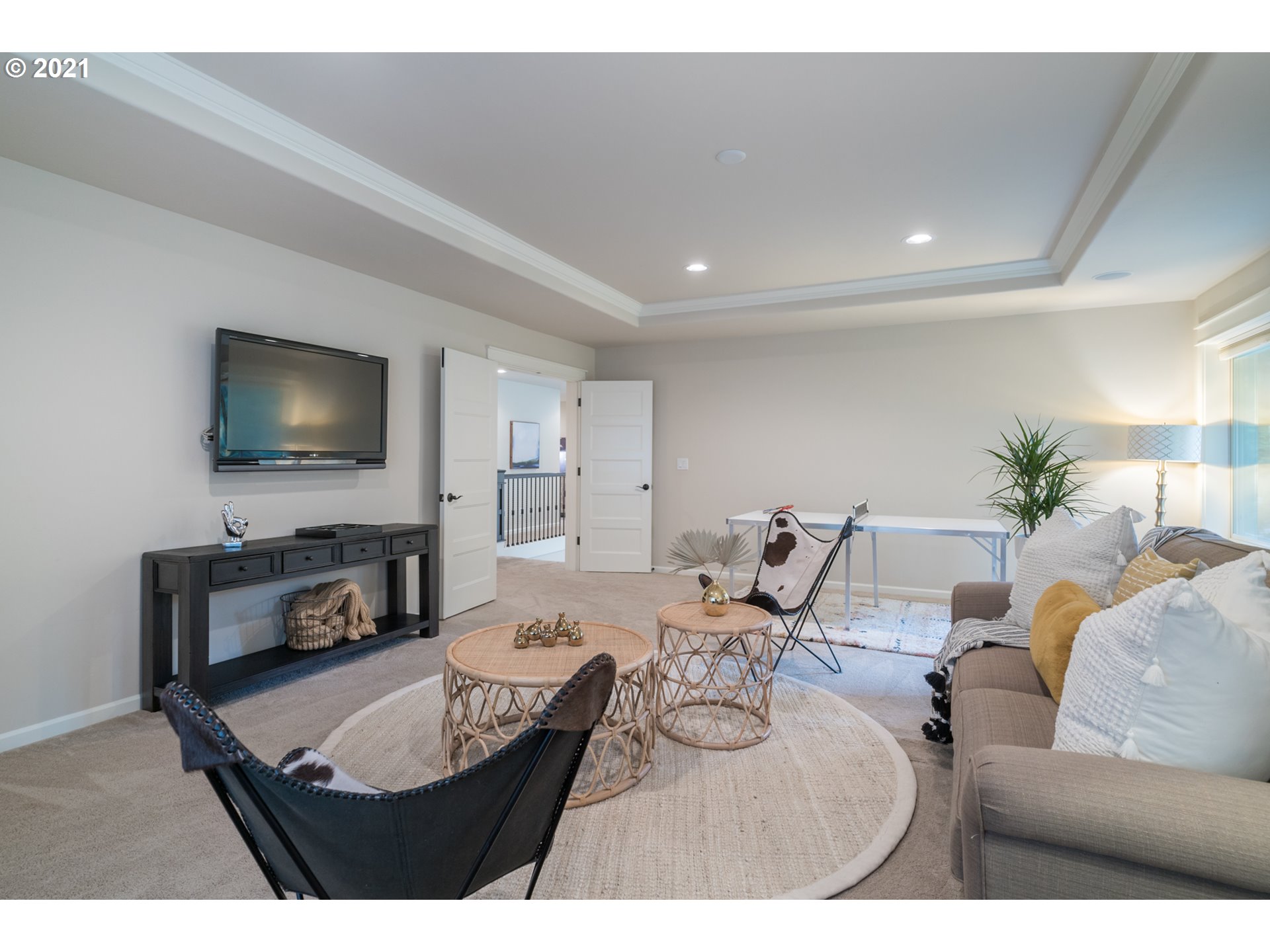 17912 Kelok Road Lake Oswego, OR 97034 - Photo 16 of 32 Gallery Image 16