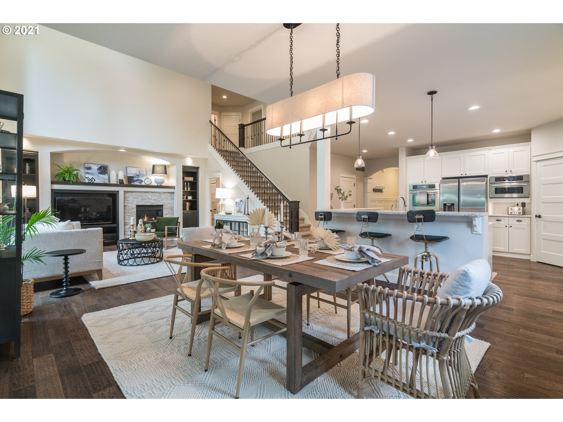 17912 Kelok Road Lake Oswego, OR 97034 - Photo 10 of 32 Gallery Image 10