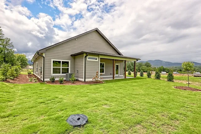 $449,900 | 35 Mctyeire Drive, Young Harris, GA 30582