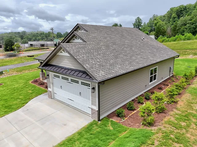 $449,900 | 35 Mctyeire Drive, Young Harris, GA 30582