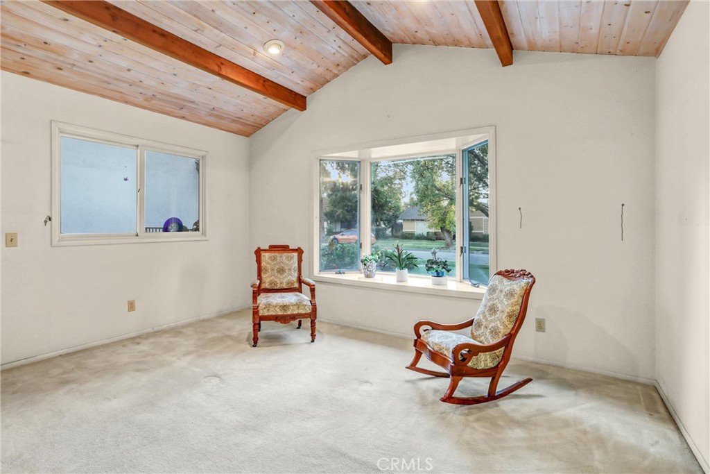 705 Hemlock Court Redlands, CA 92374 - Photo 6 of 14