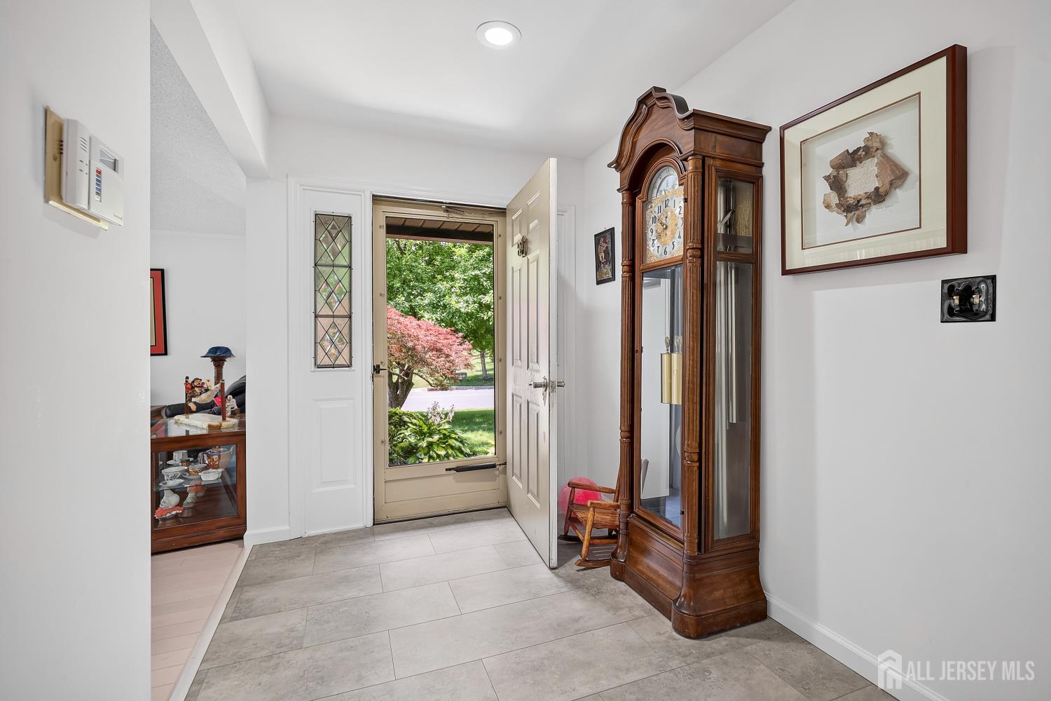 2 Winslow Road Monroe Township, NJ 08831 - Photo 5 of 31