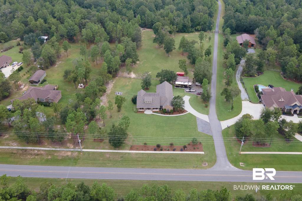 10195 Bromley Road Bay Minette, AL 36507 - Photo 3 of 32