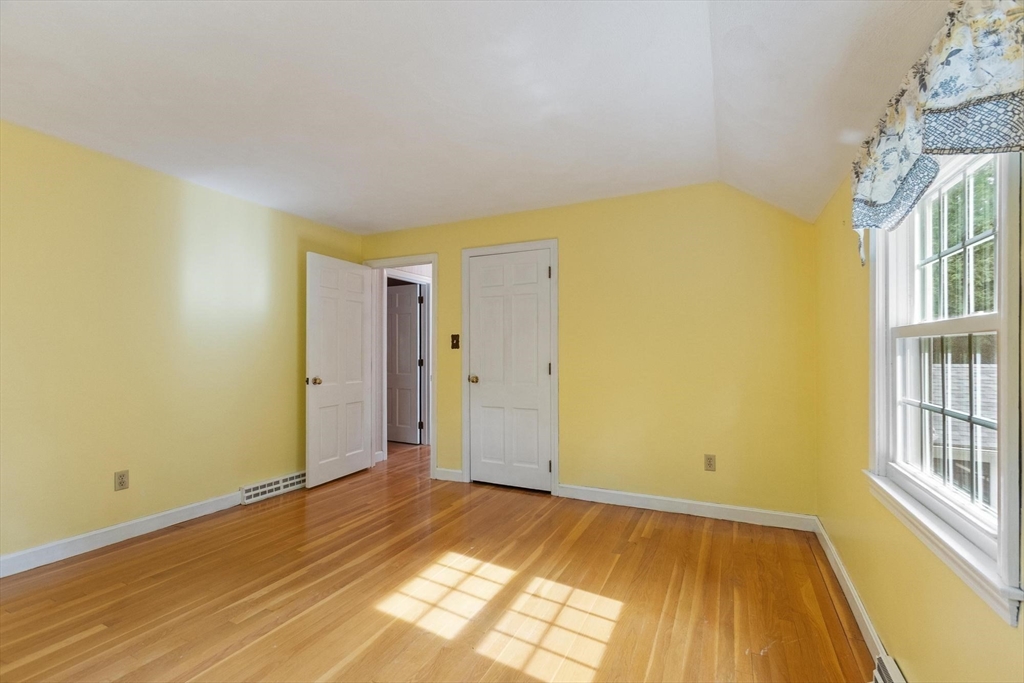83 Providence Road Westford, MA 01886 - Photo 24 of 41