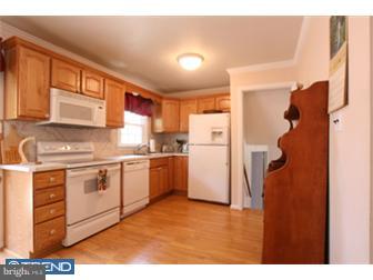 1035 Kendall Road Wilmington, DE 19805 - Photo 4 of 11 Kitchen