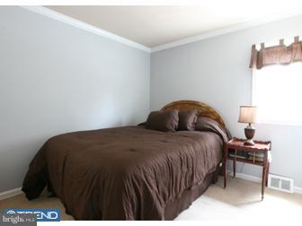 1035 Kendall Road Wilmington, DE 19805 - Photo 8 of 11 Bedroom