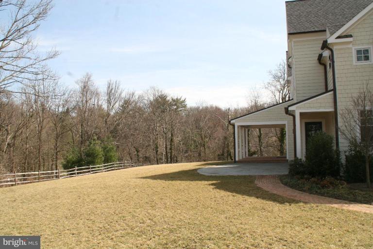 1304 Ruxton Road Ruxton, MD 21204 - Photo 17 of 20 a view of backyard of the house