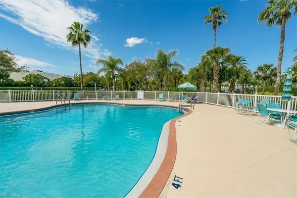 $299,000 | 186 Gabriel Circle, Unit 3903, Naples, FL 34104