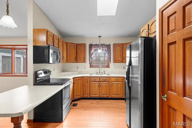 $349,900 | 207 Irma Lane, Maryville, IL 62062