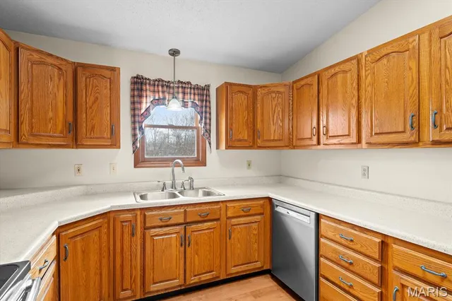 $349,900 | 207 Irma Lane, Maryville, IL 62062