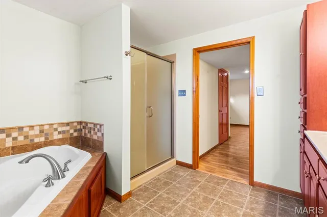 $349,900 | 207 Irma Lane, Maryville, IL 62062