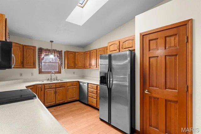 $349,900 | 207 Irma Lane, Maryville, IL 62062