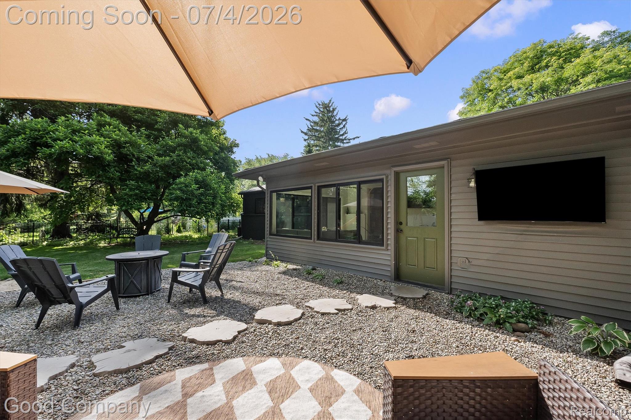 141 Nesbit Lane Rochester, MI 48309 - Photo 45 of 47 48-Nesbit -44.jpg