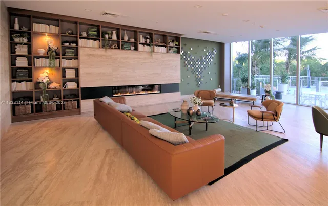 $759,000 | 16385 Biscayne Boulevard, Unit 2016, North Miami Beach, FL 33160