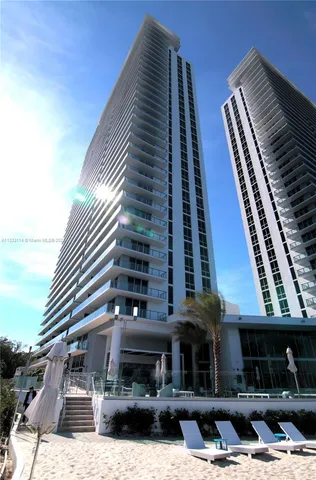 $759,000 | 16385 Biscayne Boulevard, Unit 2016, North Miami Beach, FL 33160