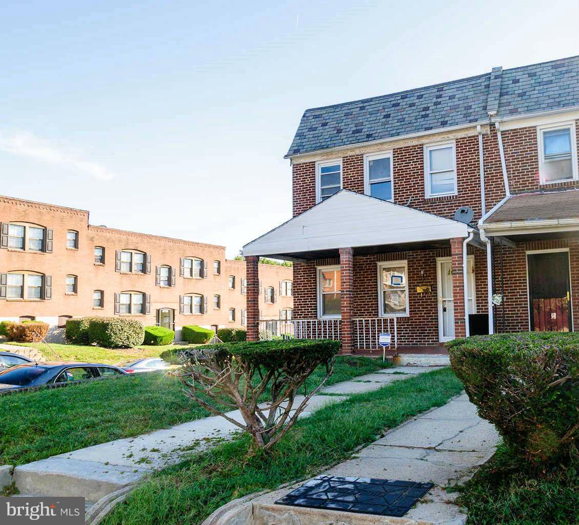 21 South Tremont Road Baltimore, MD 21229 - Photo 1 of 15 Exterior (Front)