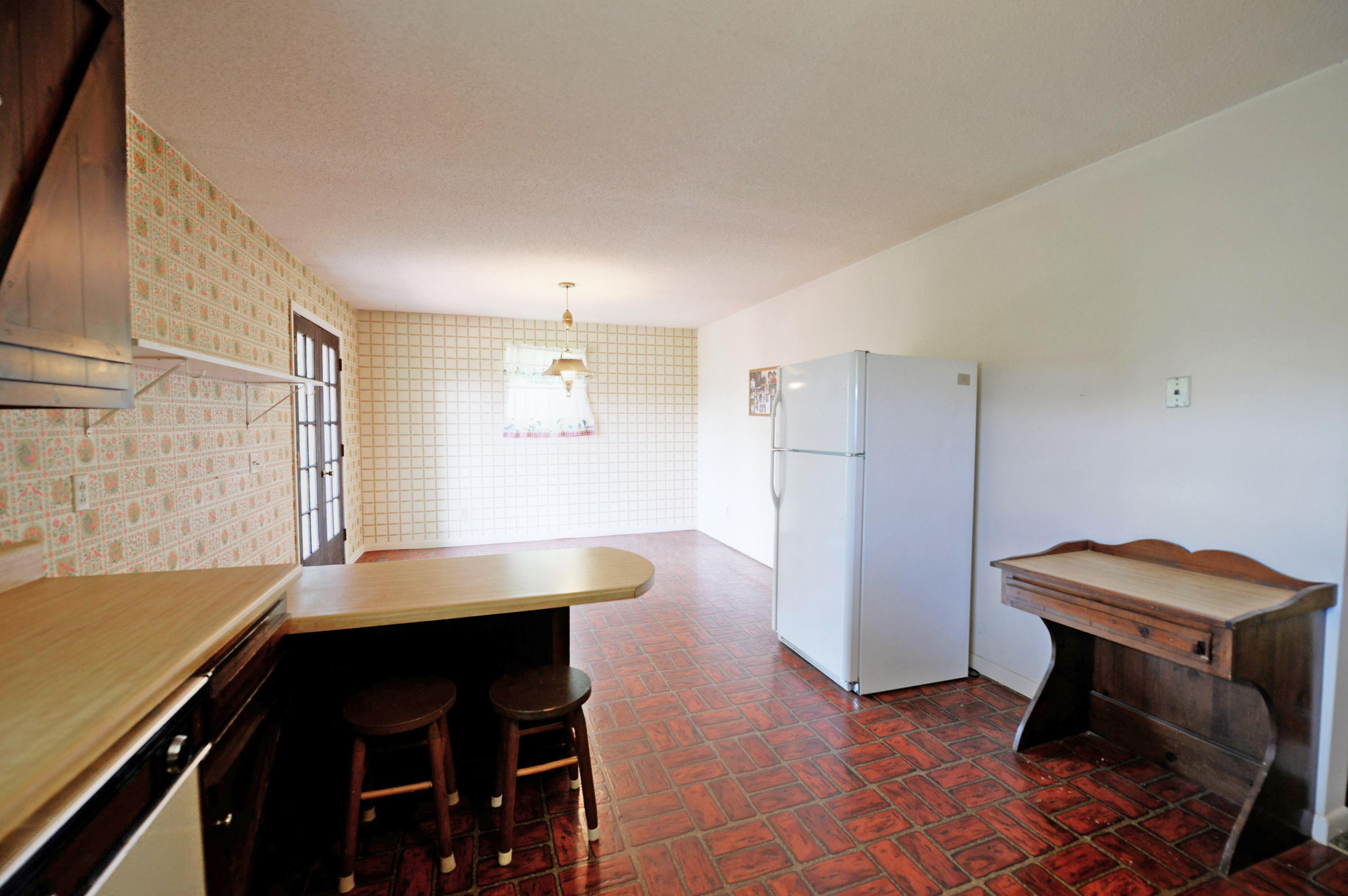 218 Old Post Road Evensville, TN 37332 - Photo 10 of 30 10-218 Old Post Kitchen