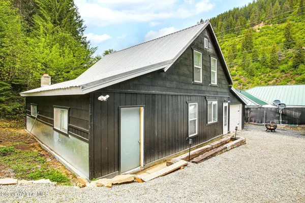 $599,000 | 22 Theriault Drive, Avery, ID 83802