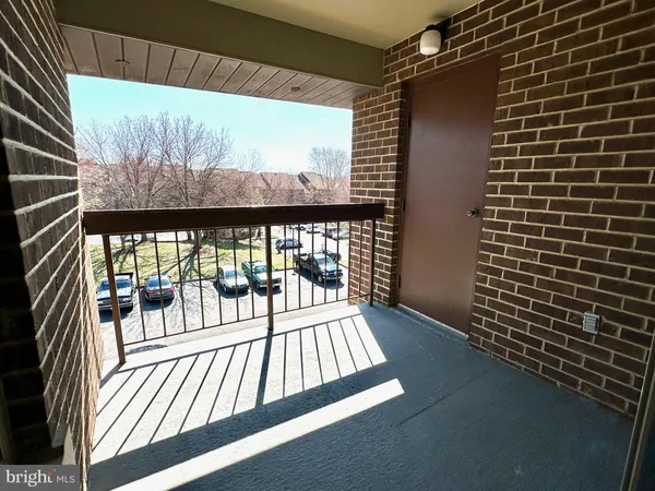 $1,575 | 7804 Guildberry Court, Unit 303, Gaithersburg, MD 20879