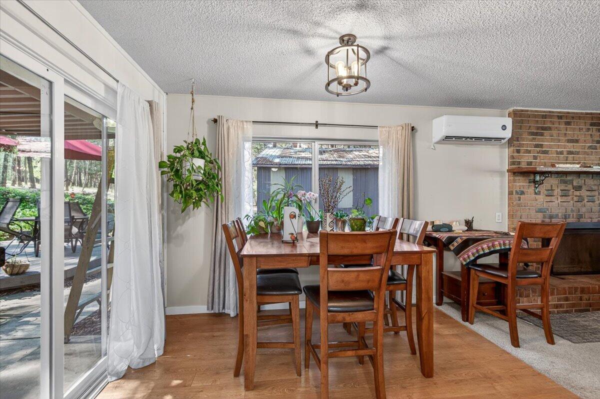 981 Upper Applegate Road Jacksonville, OR 97530 - Photo 10 of 30 18-18