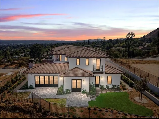 $4,388,000 | 9 Nathaniel Terrace, Sierra Madre, CA 91024