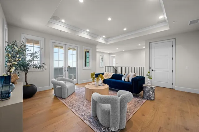 $4,388,000 | 9 Nathaniel Terrace, Sierra Madre, CA 91024