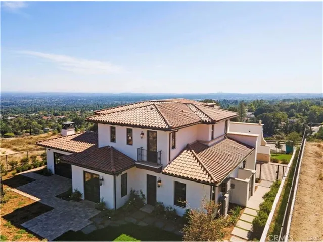 $4,388,000 | 9 Nathaniel Terrace, Sierra Madre, CA 91024