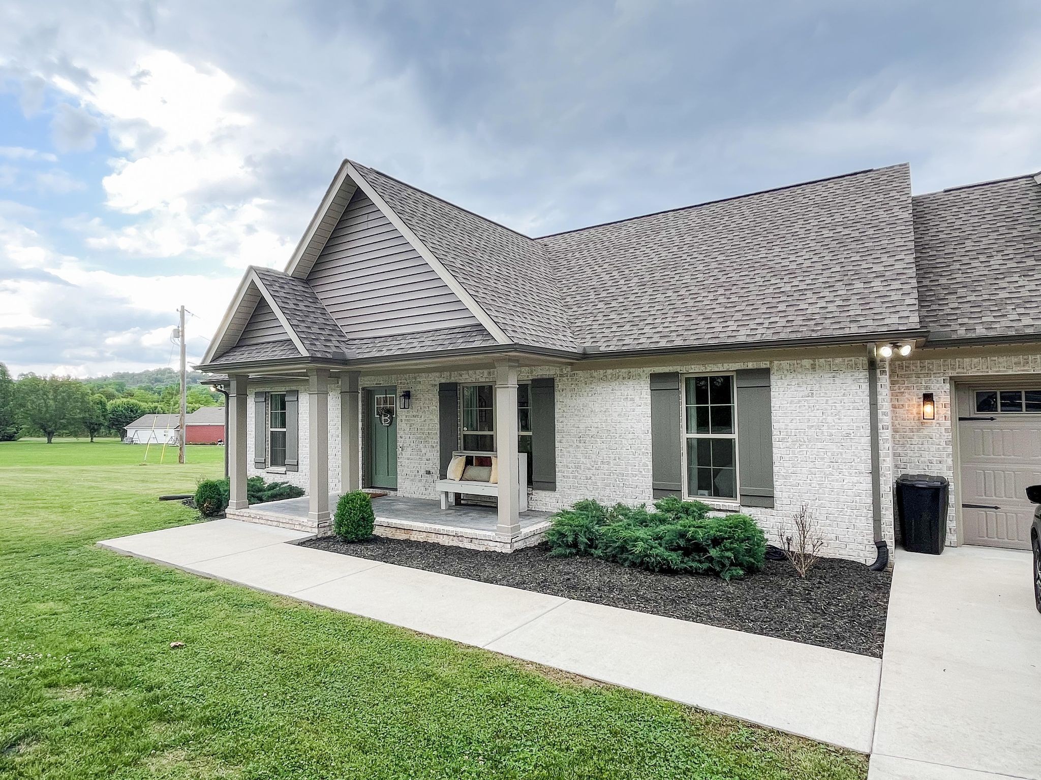 161 Thompson Road Pulaski, TN 38478 - Photo 2 of 33