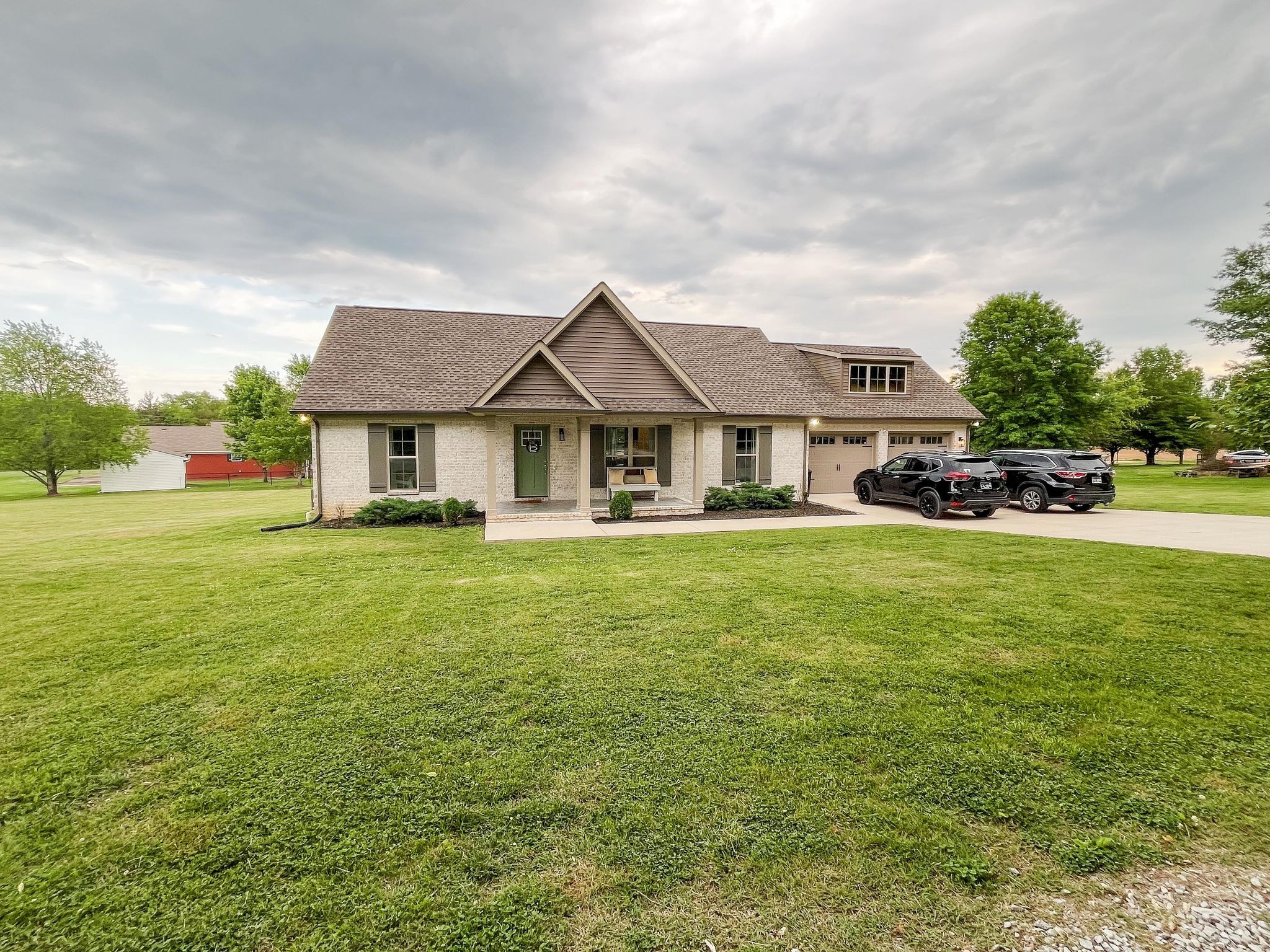 161 Thompson Road Pulaski, TN 38478 - Photo 3 of 33