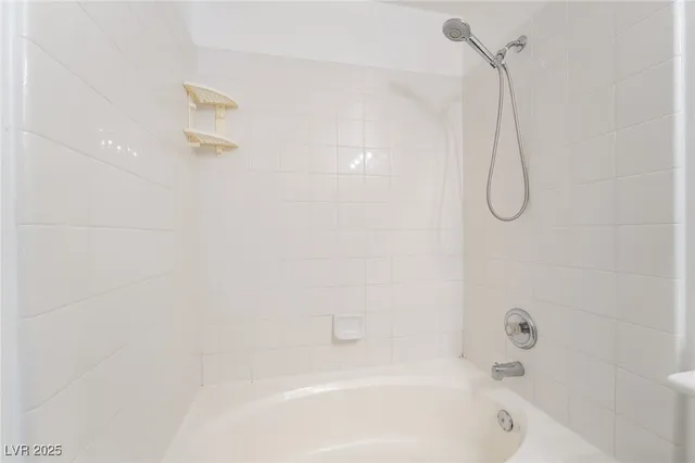 $2,495 | 7537 Treasure Chest Street, Las Vegas, NV 89139